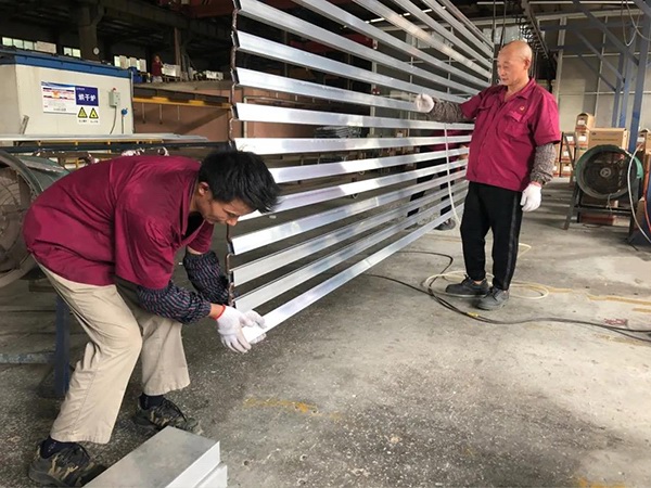 鑫宏鋁業(yè)氧化車間