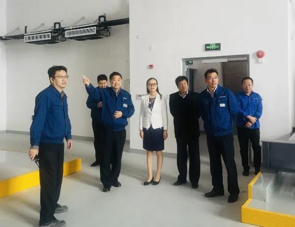 郁霞秋總裁率隊走進(jìn)上海三菱(圖3)